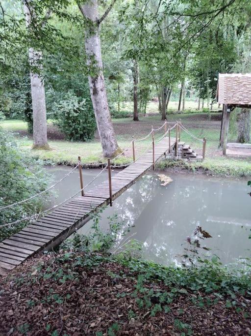 Maison De Village En Bord De Riviere Narcy Exterior photo